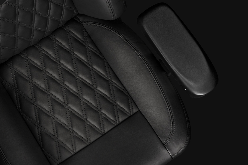 13_YUMISU_2053_PU_perspektywa_detal_siedzisko 13_YUMISU_2053_PU_perspektywa_detal_siedzisko